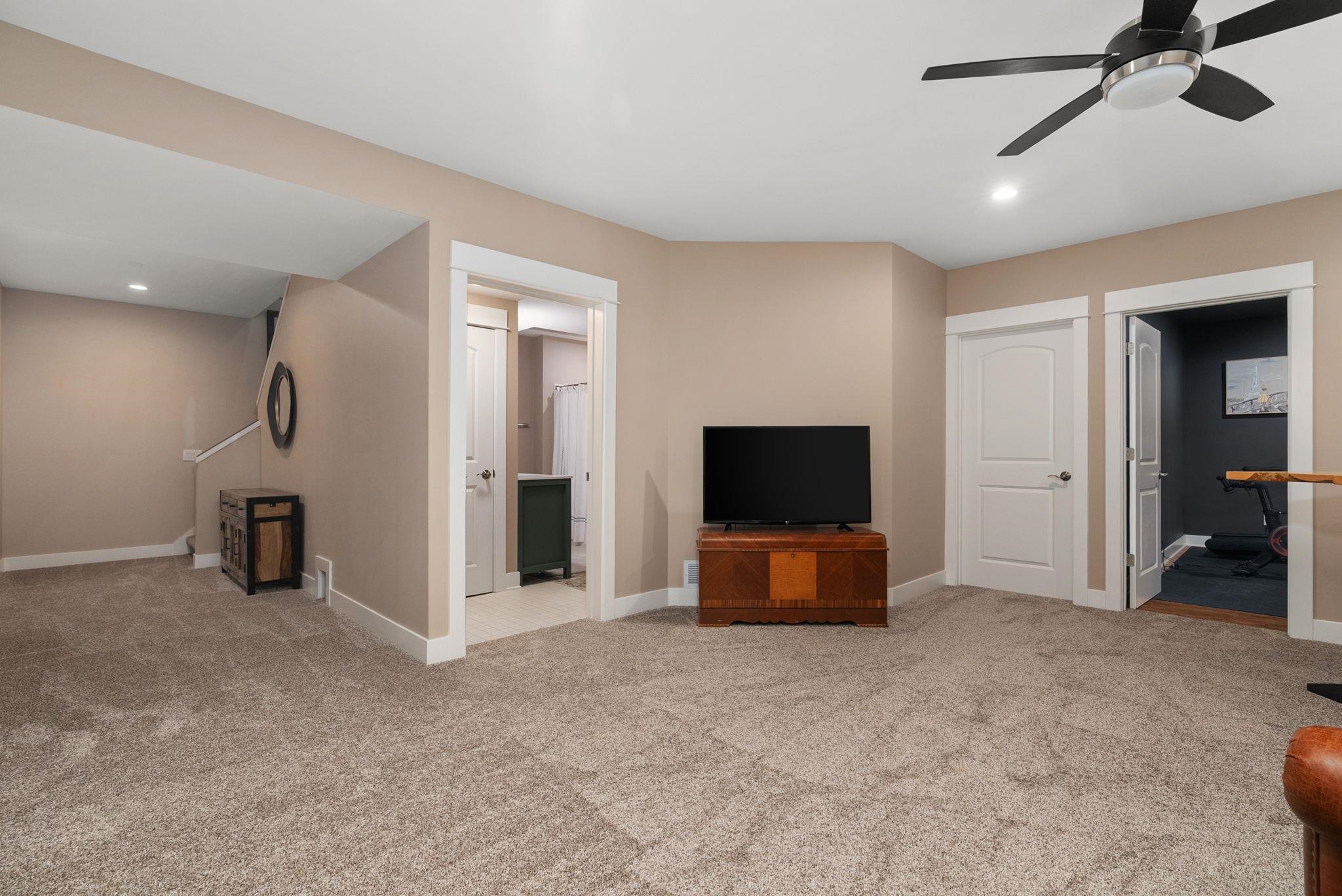 408 Kassander Way Oregon, WI 53575 - Photo 54 of 61