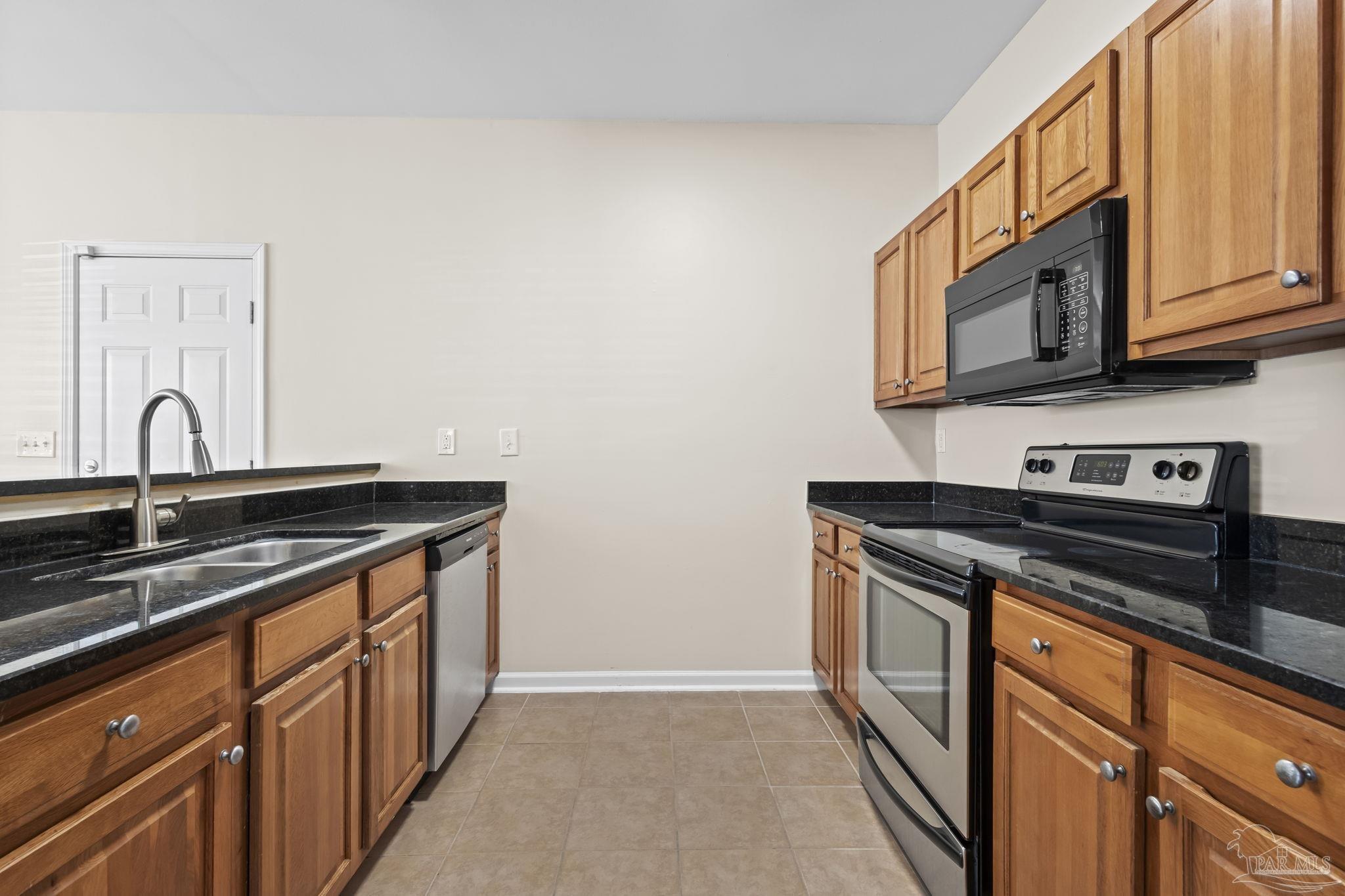 1105 Sloane Cove Foley, AL 36535 - Photo 10 of 29
