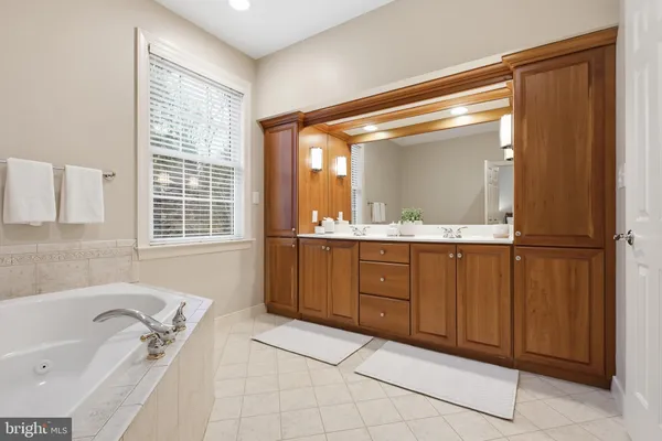 $849,900 | 653 Millrace Lane, Rockland, DE 19732