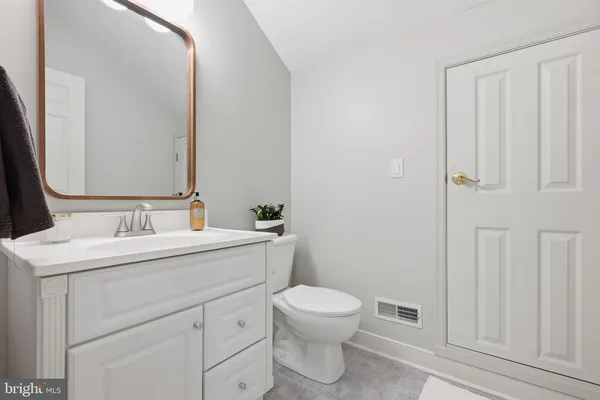 $849,900 | 653 Millrace Lane, Rockland, DE 19732