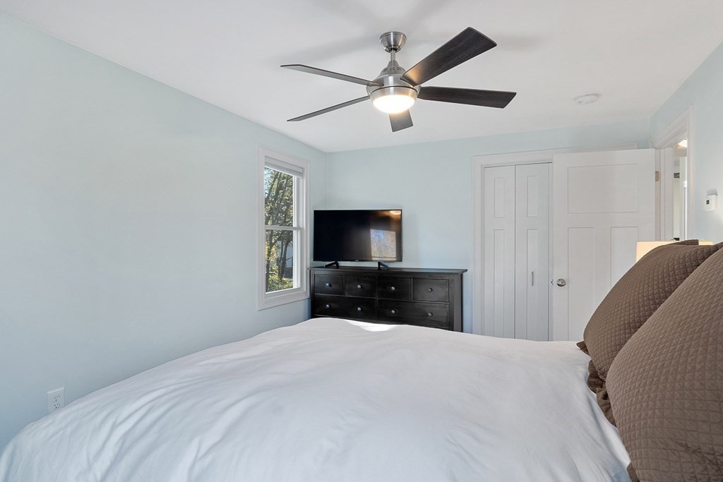18 Evergreen Road Norton, MA 02766 - Photo 17 of 34