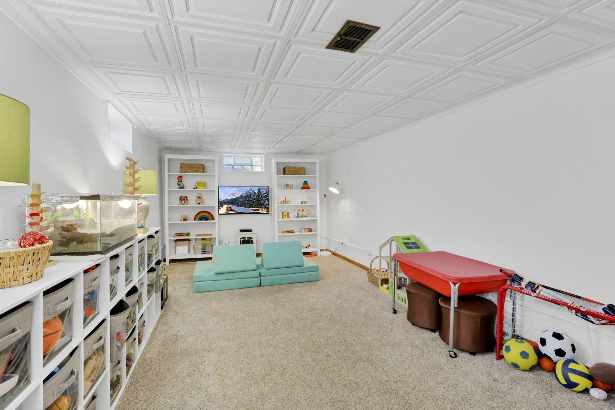2669 Nottingham Road Columbus, OH 43221 - Photo 28 of 107 28-web-or-mls-IMG_7957