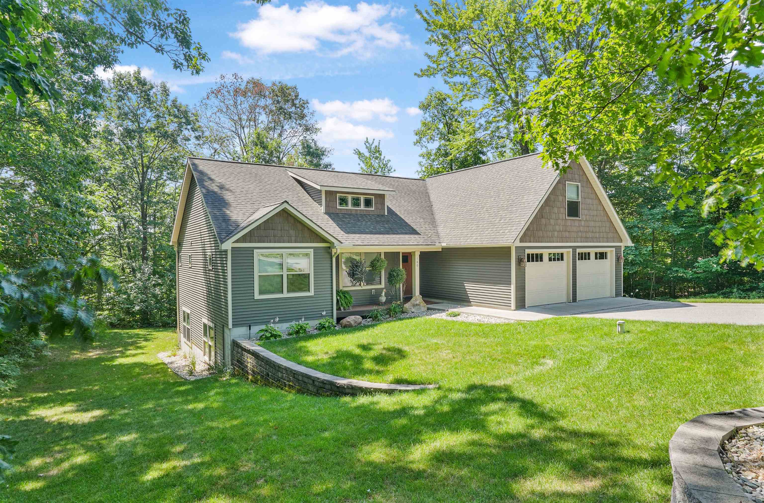 180 Hunters Ridge Cadillac, MI 49601 - Photo 4 of 63