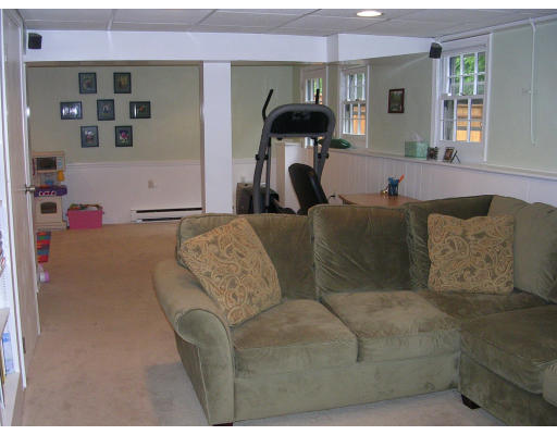120 MacArthur Road Stoneham, MA 02180 - Photo 16 of 16 Gallery Image 16