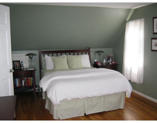 120 MacArthur Road Stoneham, MA 02180 - Photo 7 of 16 Gallery Image 7