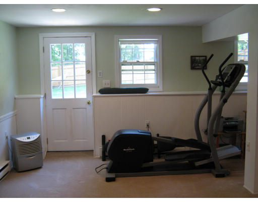 120 MacArthur Road Stoneham, MA 02180 - Photo 10 of 16 Gallery Image 10