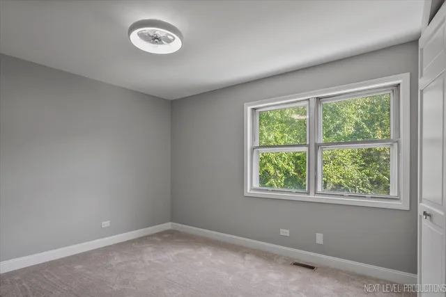 $675,000 | 1704 Kenyon Drive, Naperville, IL 60565