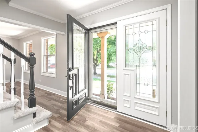 $675,000 | 1704 Kenyon Drive, Naperville, IL 60565