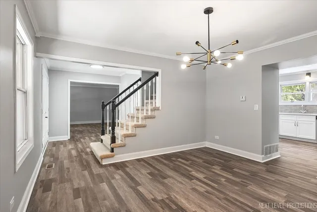 $675,000 | 1704 Kenyon Drive, Naperville, IL 60565