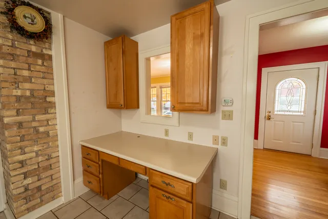 $369,900 | 809 Richards Avenue, Watertown, WI 53094