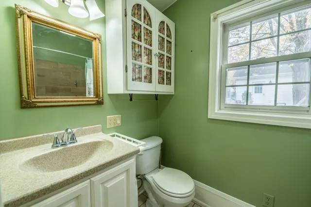 $369,900 | 809 Richards Avenue, Watertown, WI 53094