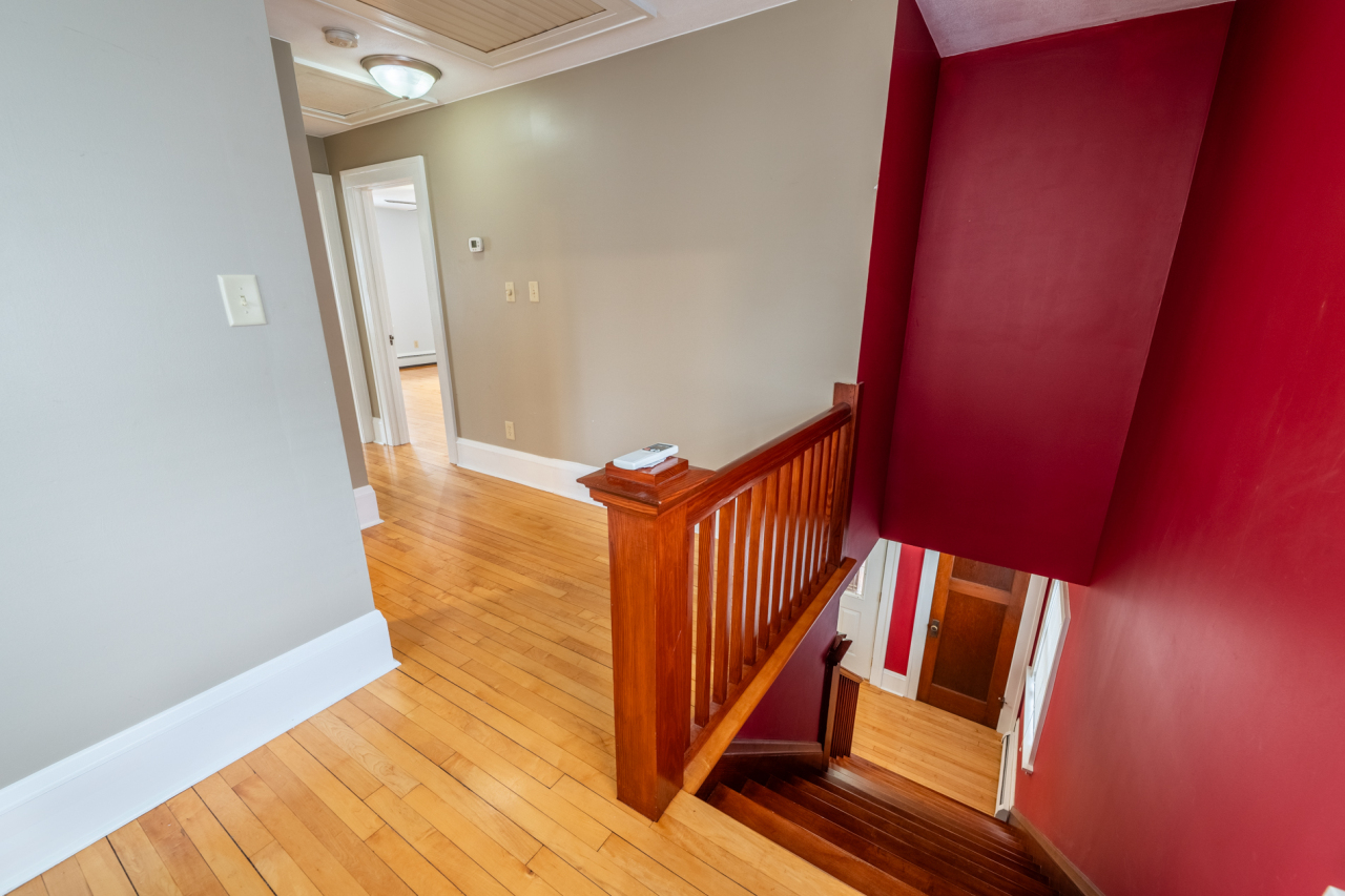 809 Richards Avenue Watertown, WI 53094 - Photo 21 of 56 Second Floor