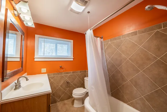 $369,900 | 809 Richards Avenue, Watertown, WI 53094