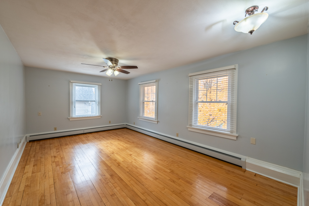 809 Richards Avenue Watertown, WI 53094 - Photo 26 of 56 Main Bedroom on 2nd Floor