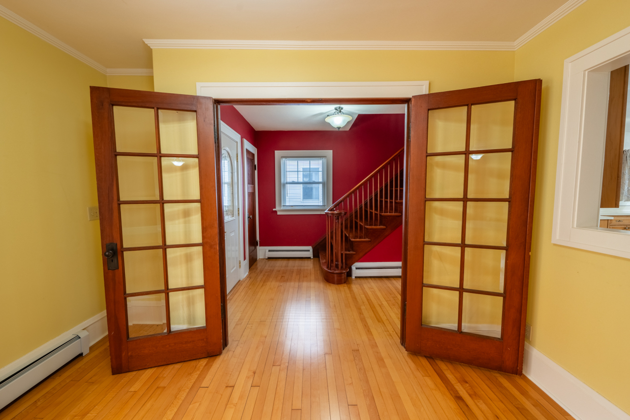 809 Richards Avenue Watertown, WI 53094 - Photo 7 of 56 French Doors
