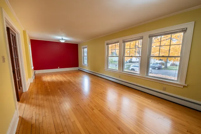 $369,900 | 809 Richards Avenue, Watertown, WI 53094