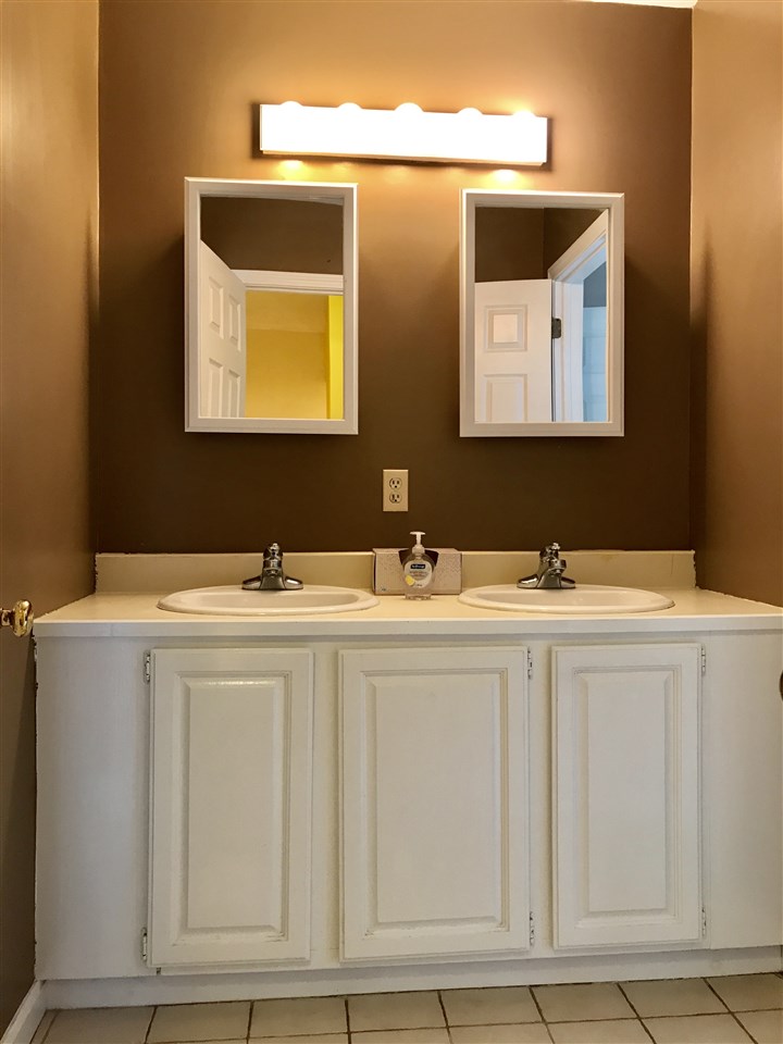 68 Greensboro Road Hanover, NH 03755 - Photo 19 of 22 Gallery Image 19