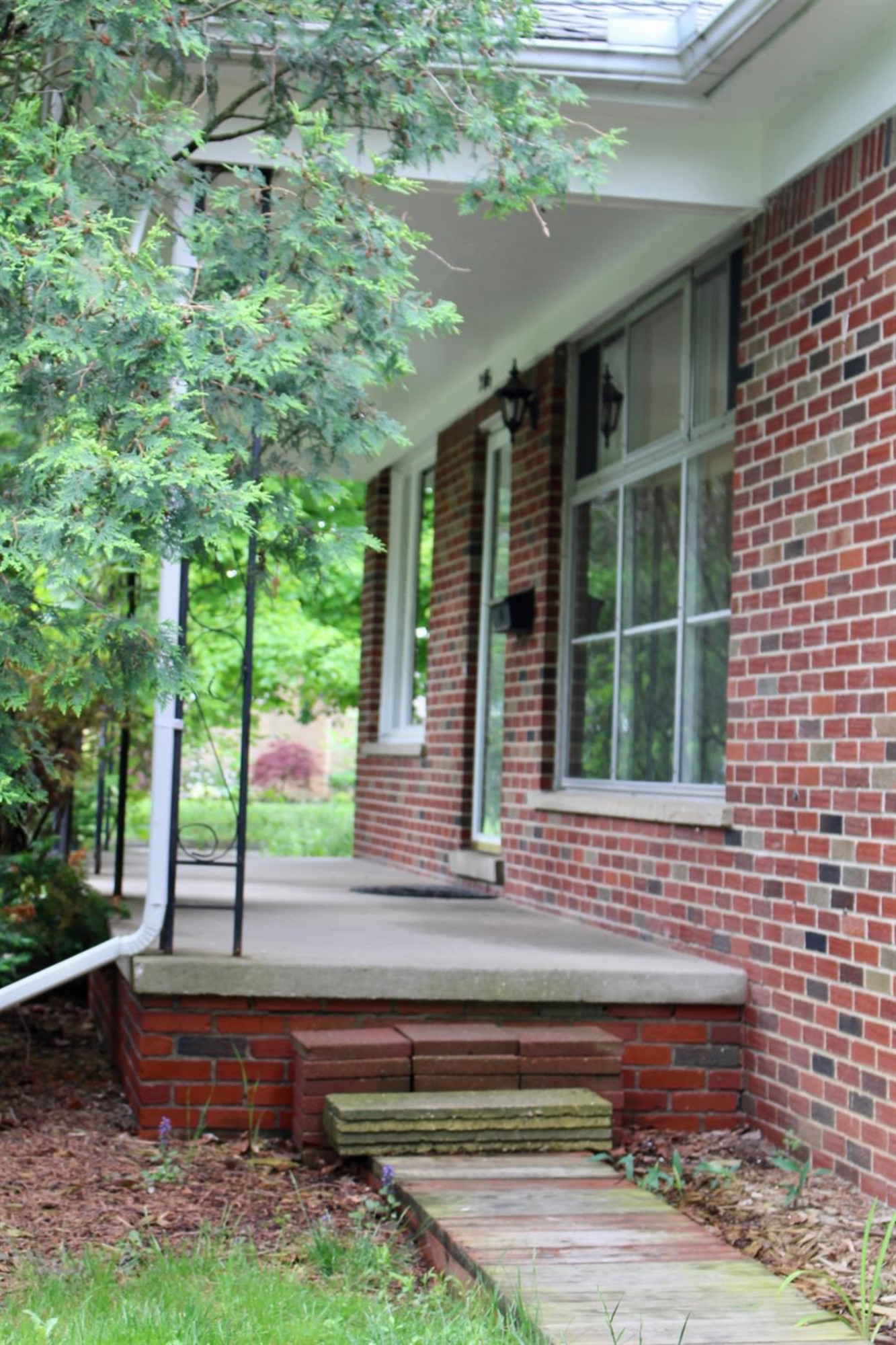 2416 Medford Road Ann Arbor, MI 48104 - Photo 2 of 33 Photo 2