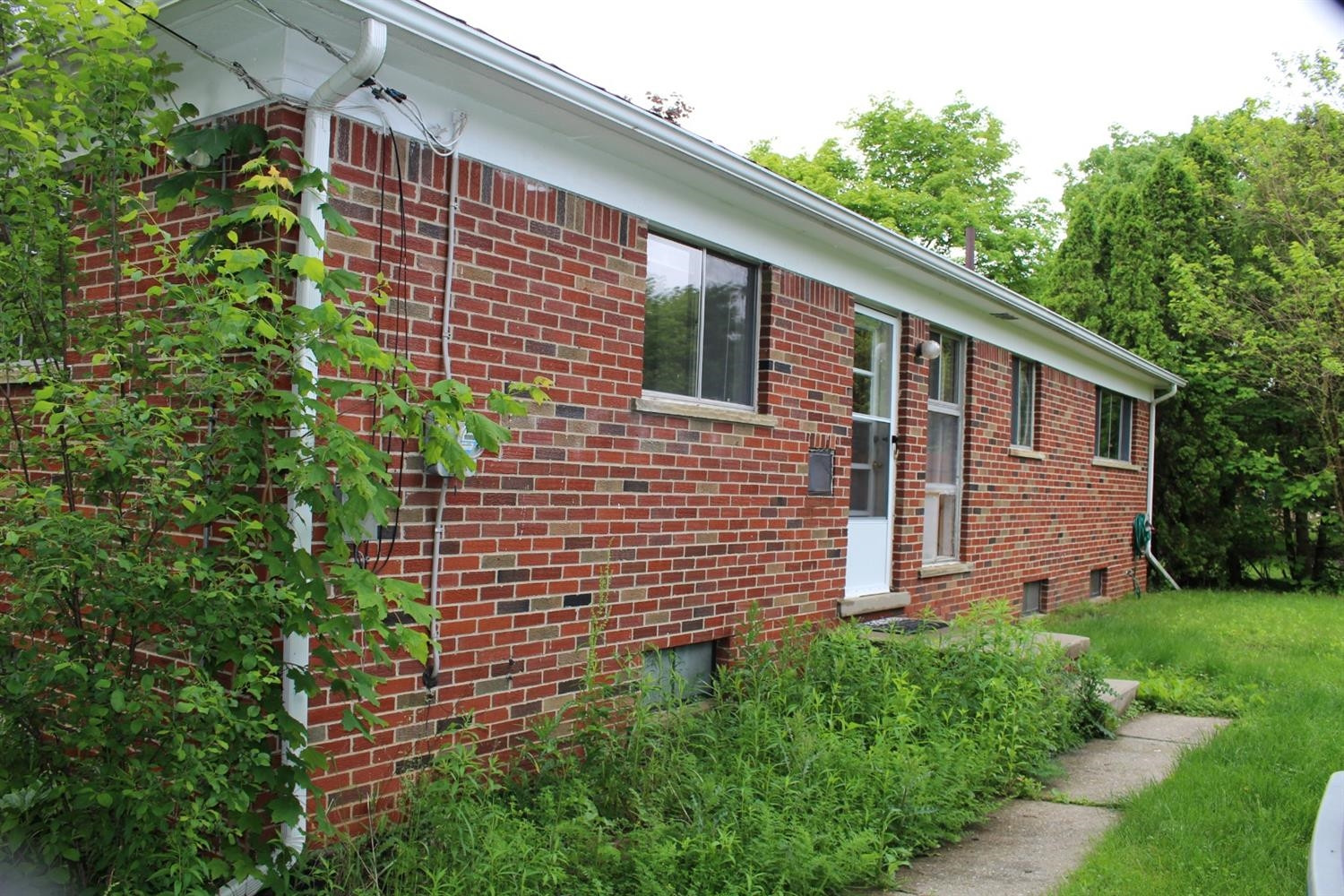 2416 Medford Road Ann Arbor, MI 48104 - Photo 3 of 33 Photo 3