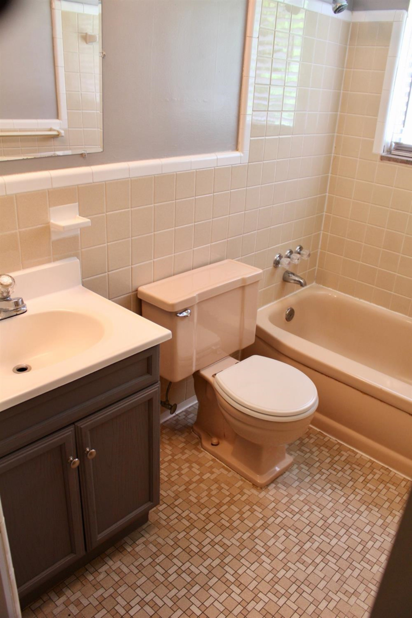 2416 Medford Road Ann Arbor, MI 48104 - Photo 10 of 33 Photo 10