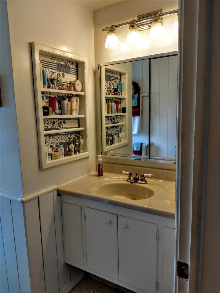 16240 Stuart Road Chesaning, MI 48616 - Photo 22 of 29 31380538-21.JPG