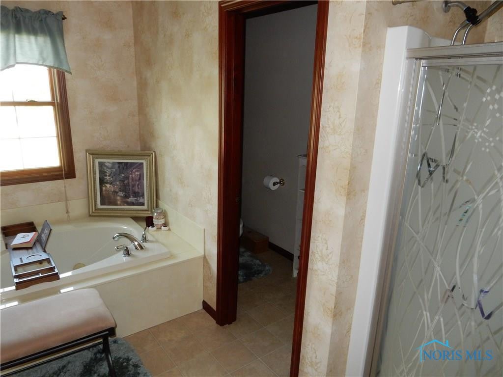 6734 Finzel Road Whitehouse, OH 43571 - Photo 10 of 22 Gallery Image 10