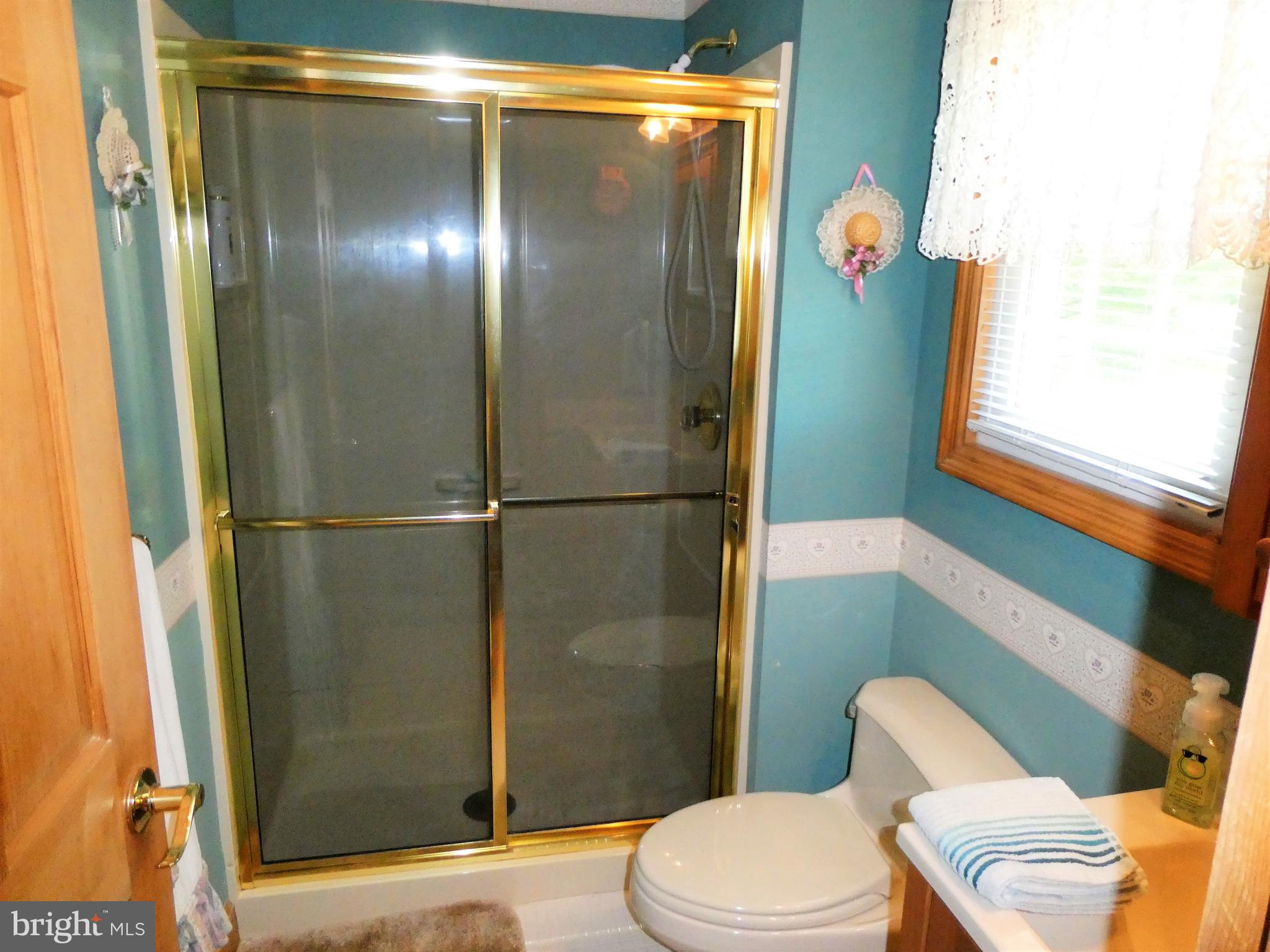35 Dunham Loop Berlin, NJ 08009 - Photo 16 of 26 Master Bedroom bath