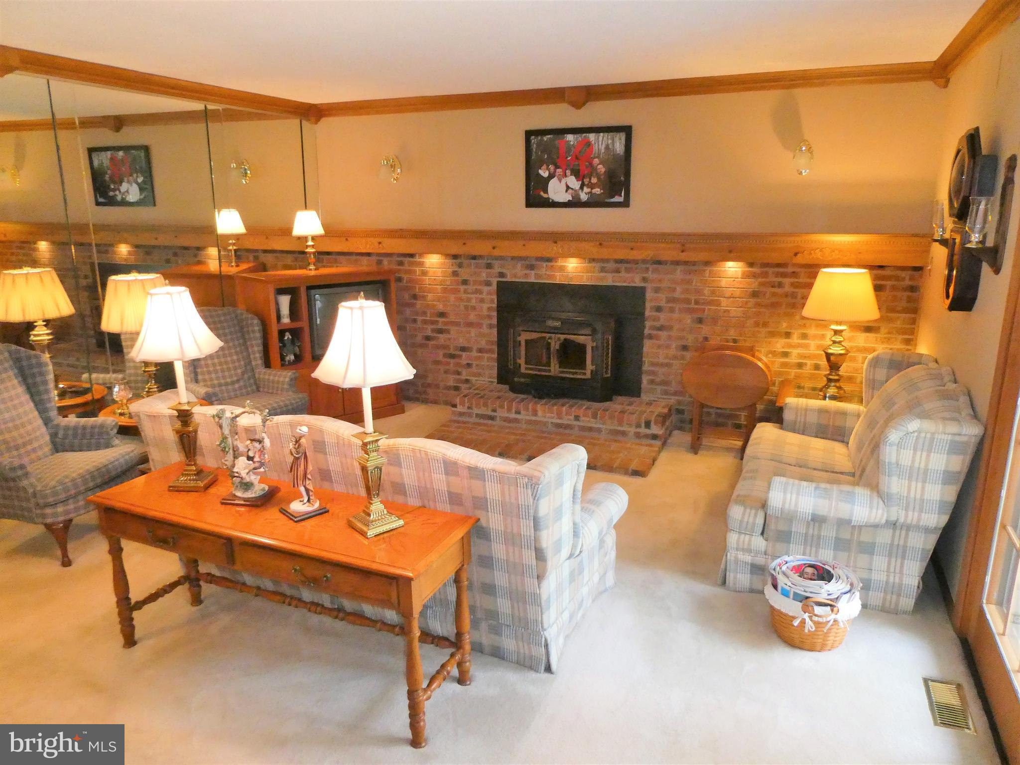 35 Dunham Loop Berlin, NJ 08009 - Photo 3 of 26 Living Room