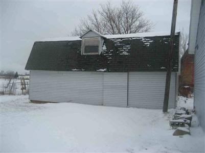 10431 North Center Road Clio, MI 48420 - Photo 8 of 15 20153787-7.JPG