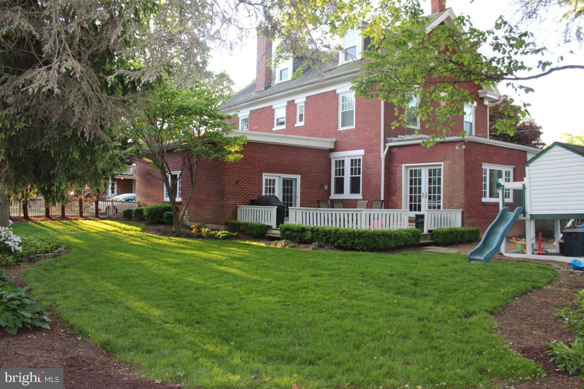 711 Pleasure Road Lancaster, PA 17601 - Photo 4 of 25 Gallery Image 4