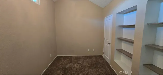 $2,850 | 26914 Rainbow Glen Drive, Unit 212, Canyon Country, CA 91351