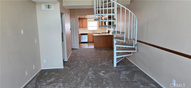 $2,850 | 26914 Rainbow Glen Drive, Unit 212, Canyon Country, CA 91351