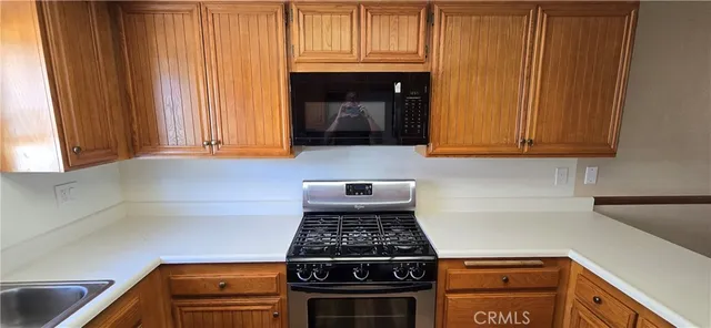 $2,850 | 26914 Rainbow Glen Drive, Unit 212, Canyon Country, CA 91351