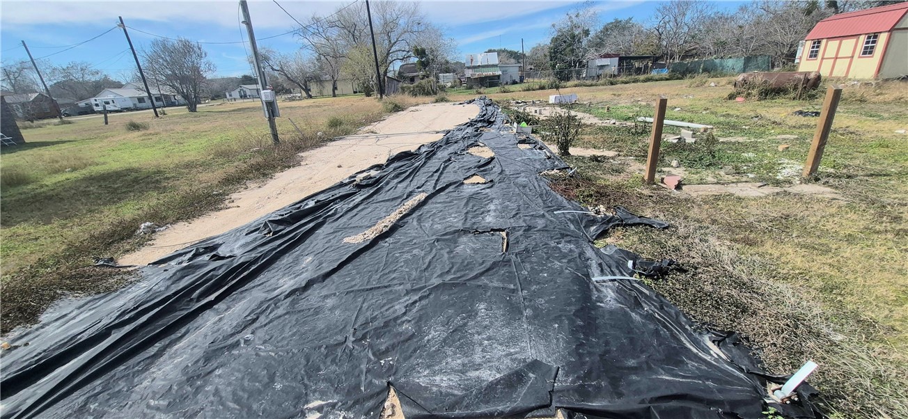 220 Palmetto Street Refugio, TX 78377 - Photo 2 of 36