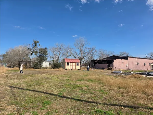 $19,750 | 220 Palmetto Street, Refugio, TX 78377