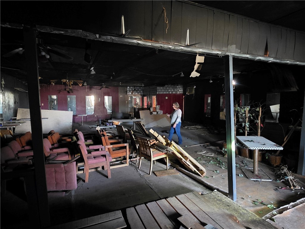 220 Palmetto Street Refugio, TX 78377 - Photo 9 of 36