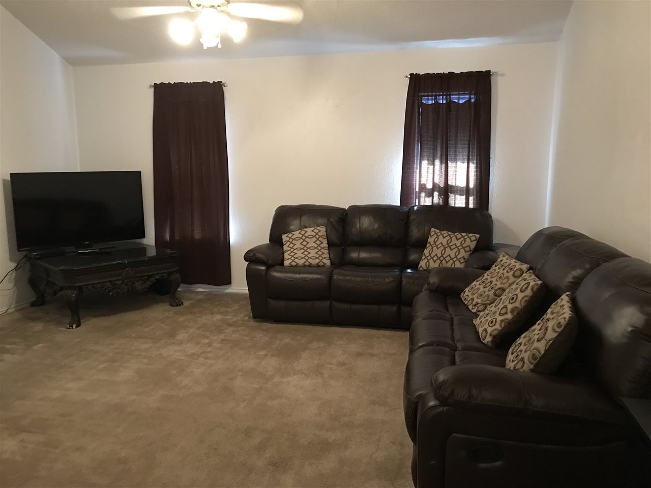 4306 Revolution Road Laredo, TX 78043 - Photo 3 of 15 Gallery Image 3