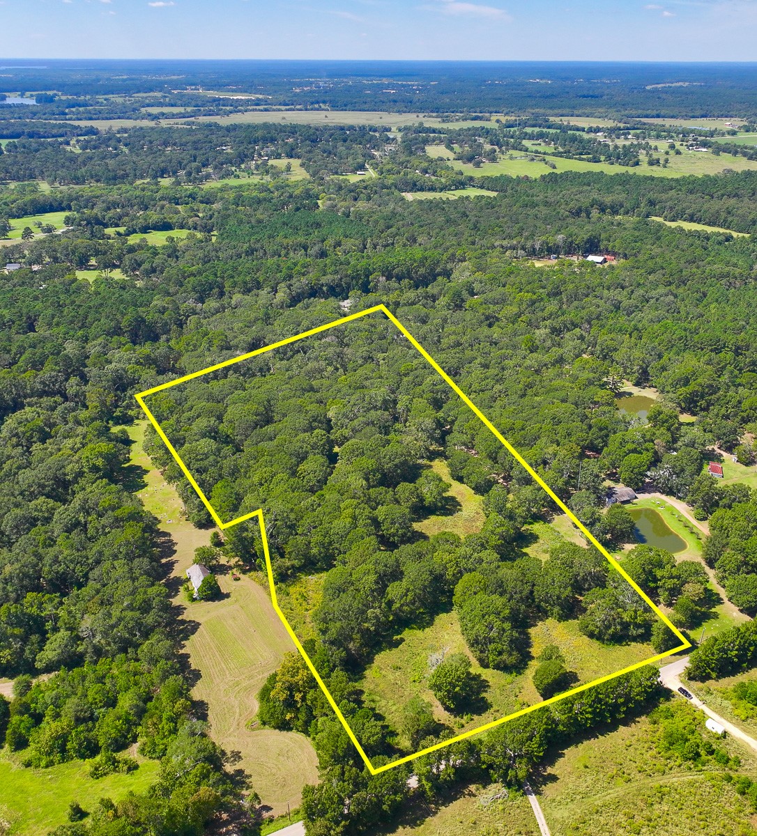 0 Mt Zion Road New Waverly, TX 77358 - Photo 2 of 17 a view of a tennis court