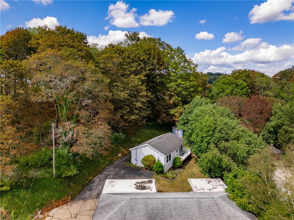 120 West Catherine Street Somerset, PA 15501 - Photo 28 of 31 a view of a garden with a bench