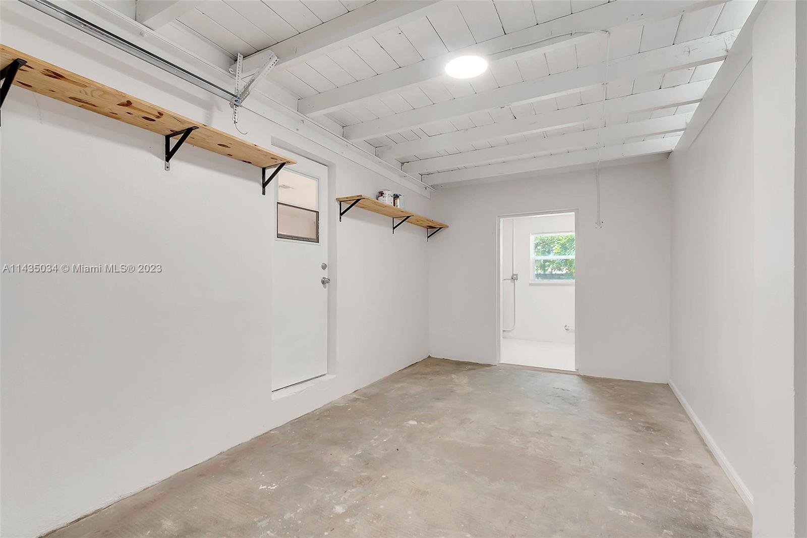 1023 Northwest 3rd Avenue Homestead, FL 33030 - Photo 18 of 32 a view of small space