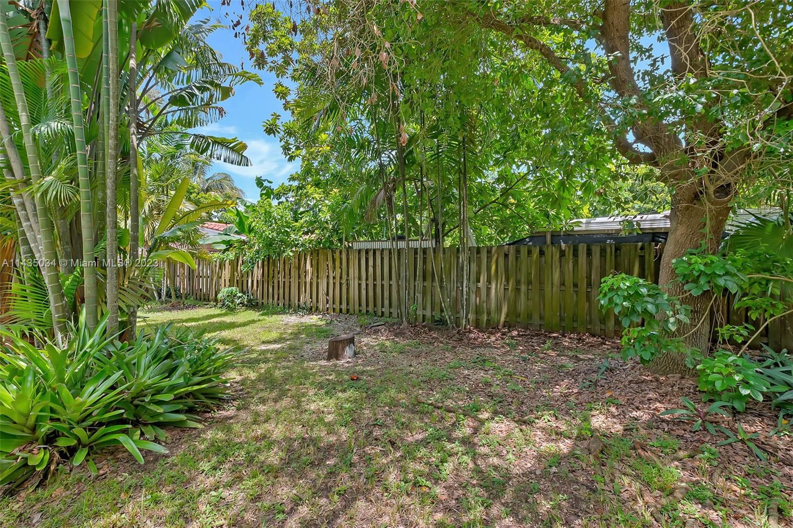 1023 Northwest 3rd Avenue Homestead, FL 33030 - Photo 24 of 32 a view of outdoor space and yard