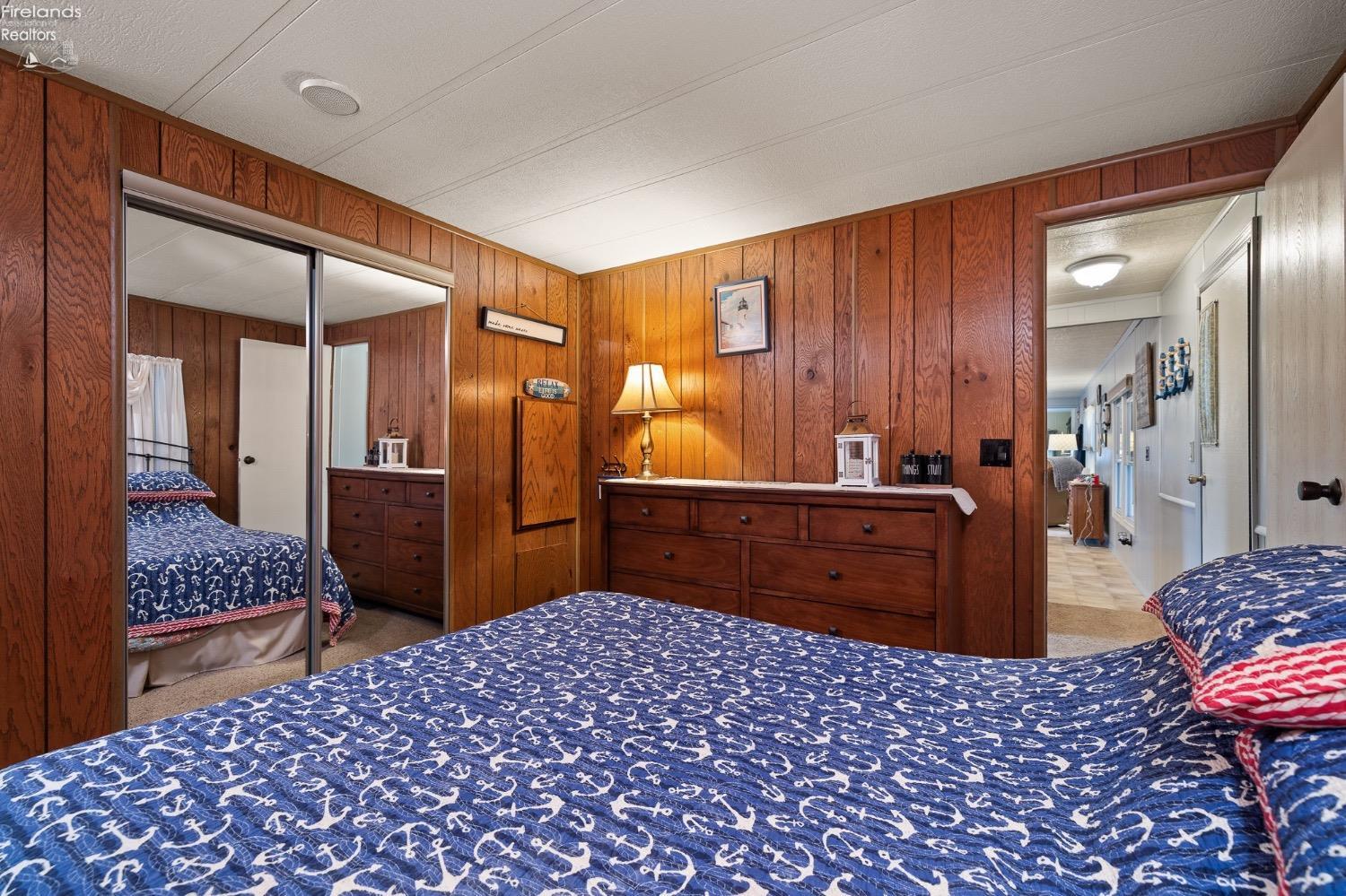 1623 Northeast Catawba Road, Unit 146 Port Clinton, OH 43452 - Photo 15 of 37 Gallery Image 15