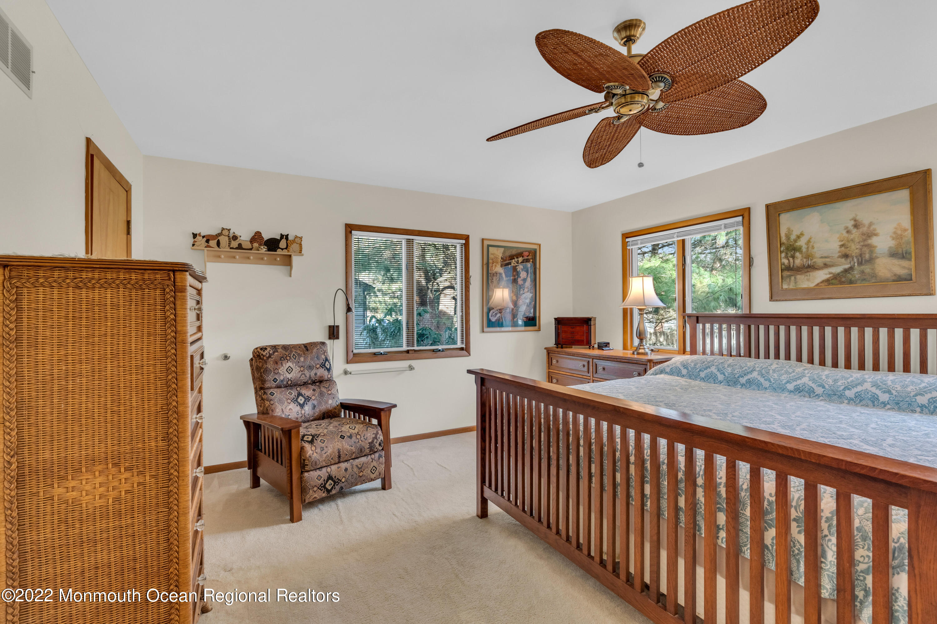 39 Johnson Lane Jackson, NJ 08527 - Photo 24 of 47 a living room with furniture and a window