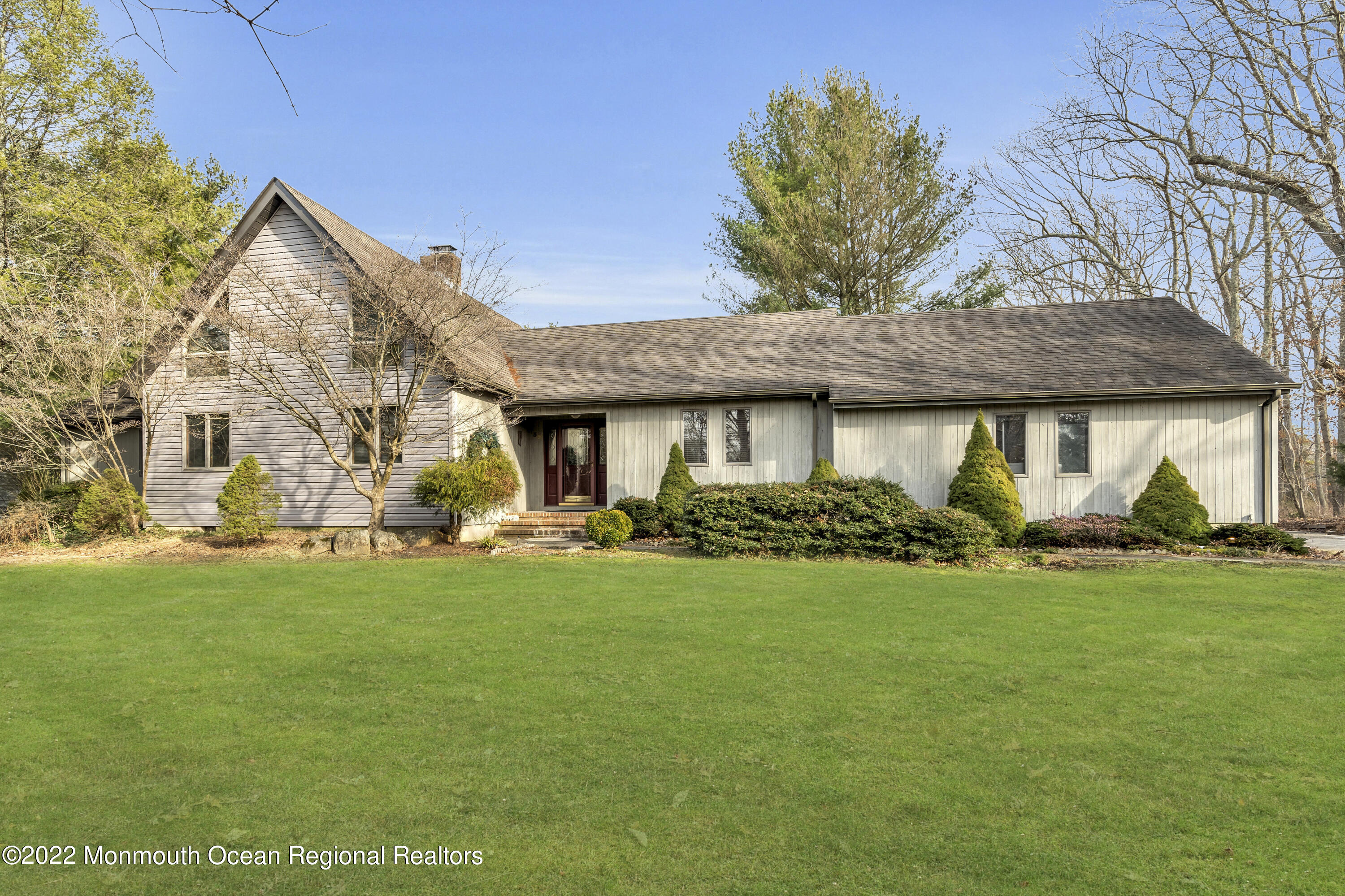 39 Johnson Lane Jackson, NJ 08527 - Photo 3 of 47 a view of a house with a backyard