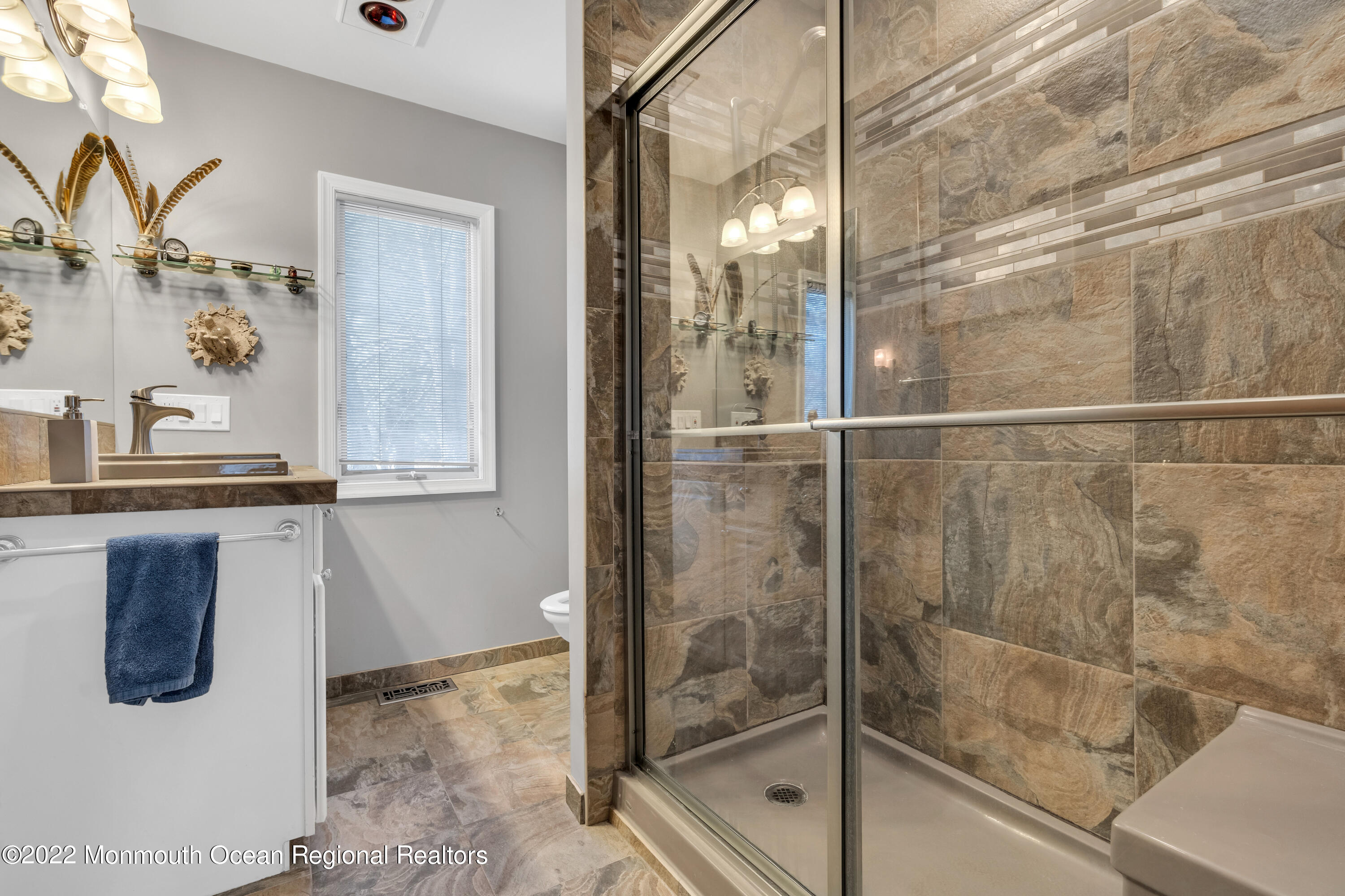 39 Johnson Lane Jackson, NJ 08527 - Photo 33 of 47 a bathroom with a shower