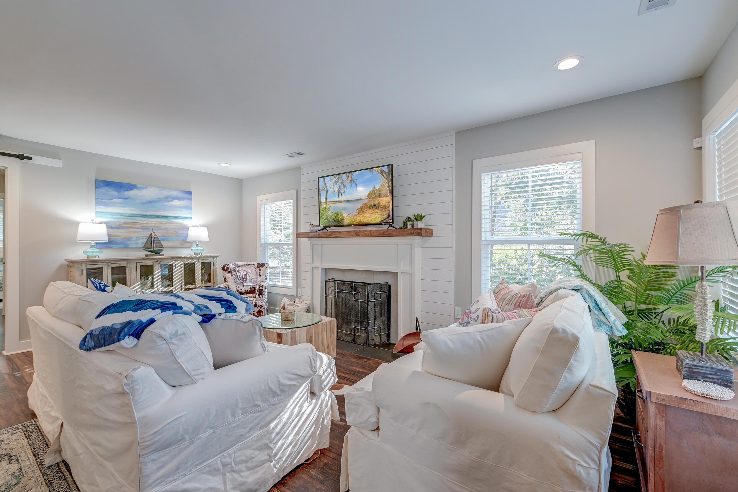 506 Forest Hills Road Walterboro, SC 29488 - Photo 3 of 50 DSC_9335_6_7_8_9