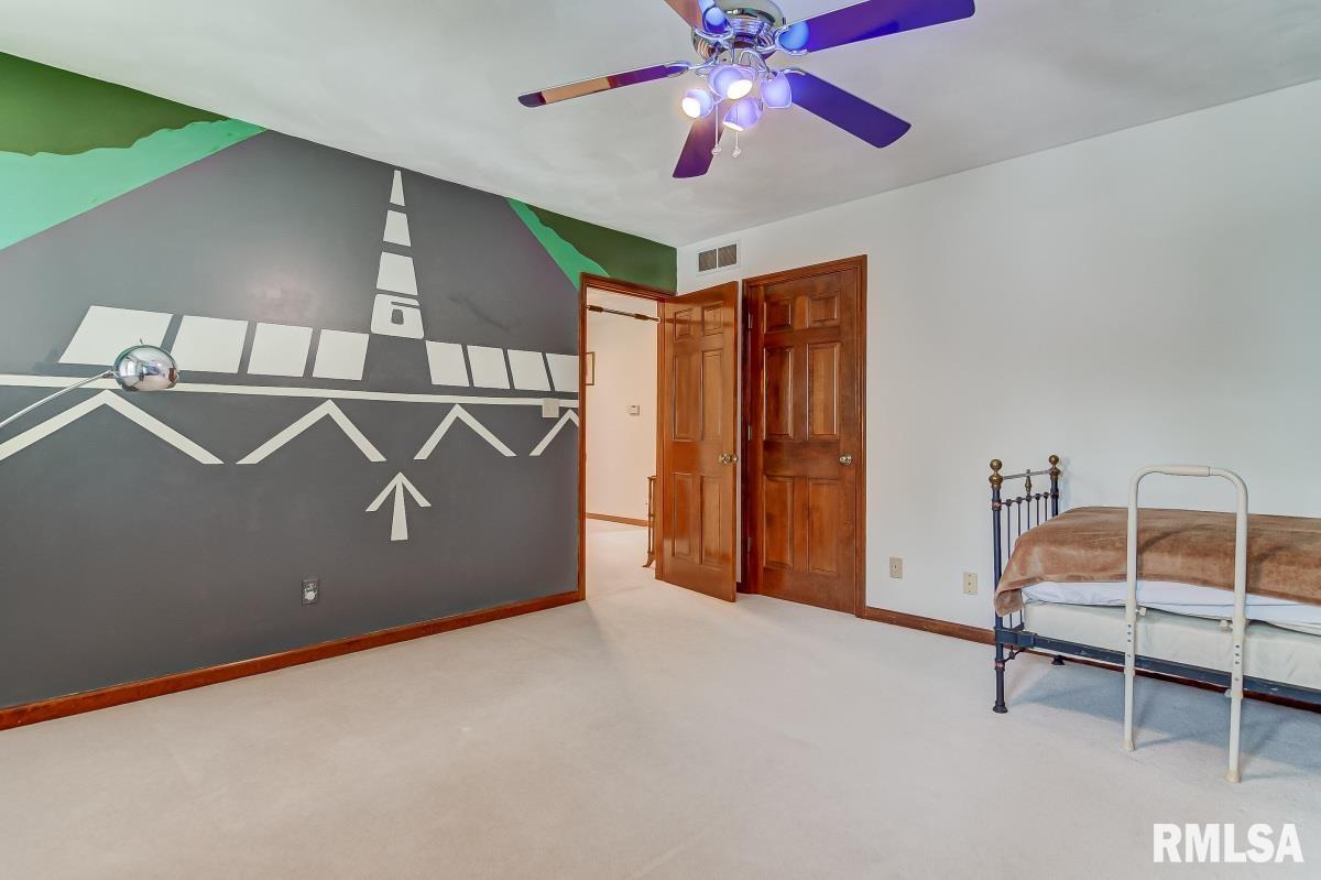 2009 Oak Creek Road Springfield, IL 62704 - Photo 40 of 50 Gallery Image 40