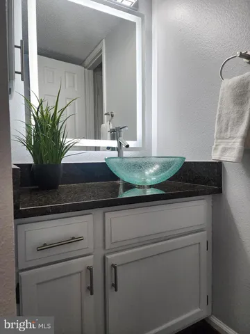 $2,000 | 1504 Lincoln Way, Unit 119, McLean, VA 22102