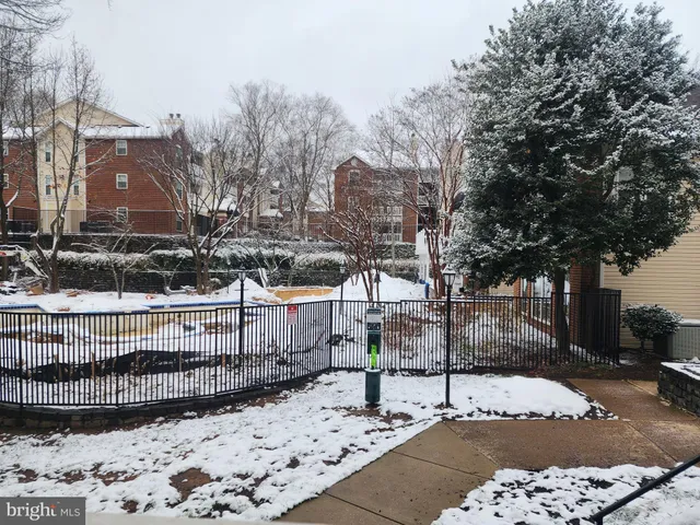 $2,000 | 1504 Lincoln Way, Unit 119, McLean, VA 22102