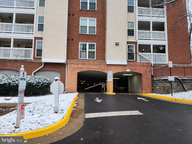 $2,000 | 1504 Lincoln Way, Unit 119, McLean, VA 22102